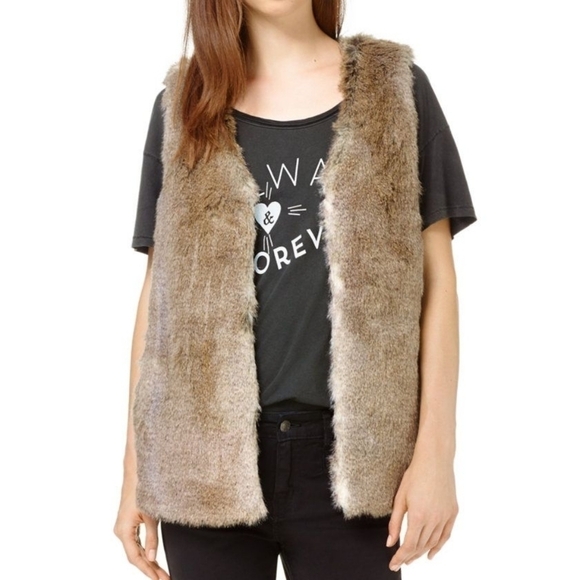 Talula Aritzia Park Slope Vest Faux fur Size Small  Fall Winter - Picture 1 of 8